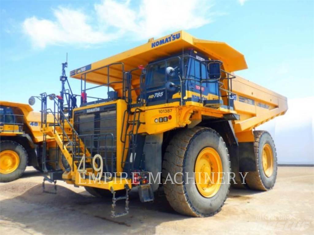 Komatsu HD785-8 Dumpperit
