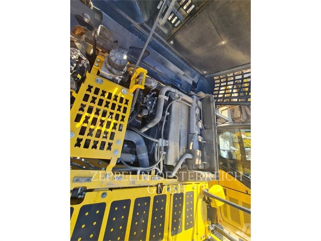 Komatsu PC210LC-11EQ Telakaivukoneet