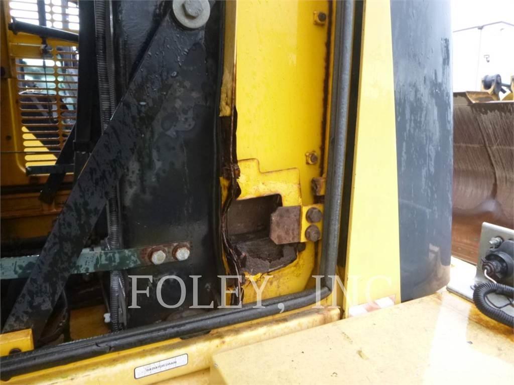 Komatsu WA250-5L Pyöräkuormaajat