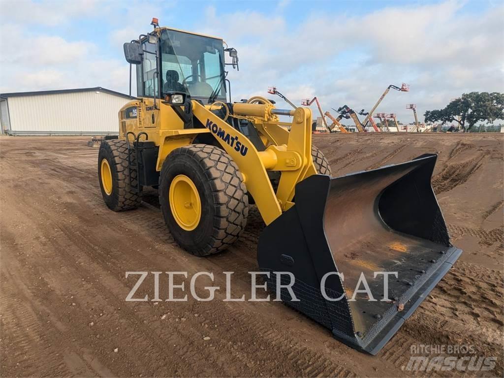 Komatsu WA250-5L Pyöräkuormaajat