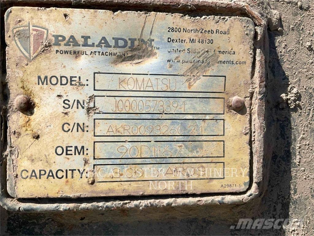 Komatsu WA270-7 Pyöräkuormaajat