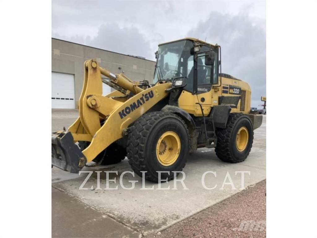 Komatsu WA320 Pyöräkuormaajat