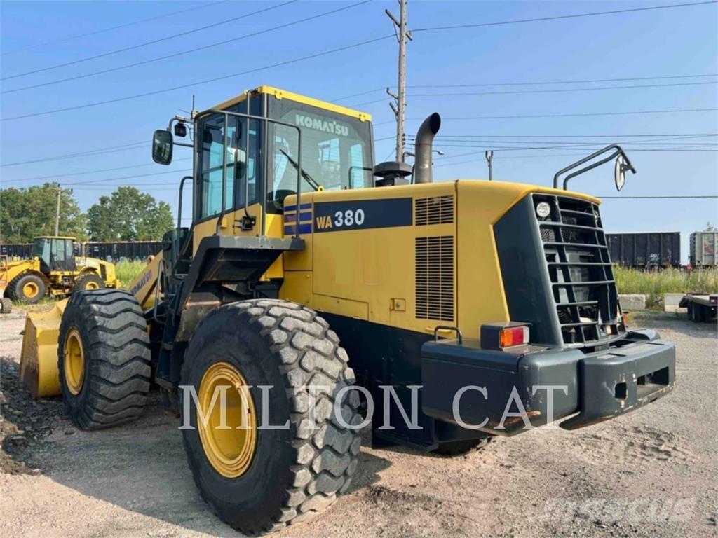 Komatsu WA380 Pyöräkuormaajat