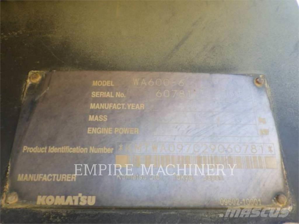Komatsu WA600-6 Pyöräkuormaajat