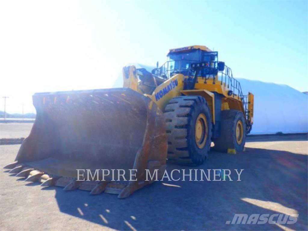 Komatsu WA900-8 Pyöräkuormaajat
