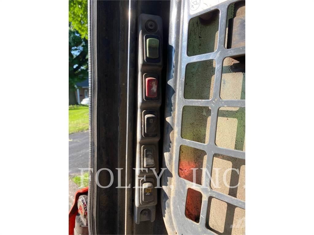 Kubota SSV75 Liukuohjatut kuormaajat