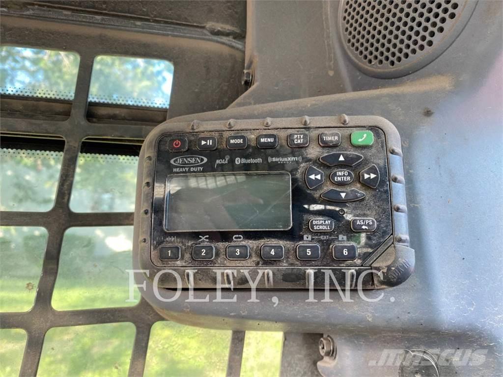 Kubota SSV75 Liukuohjatut kuormaajat