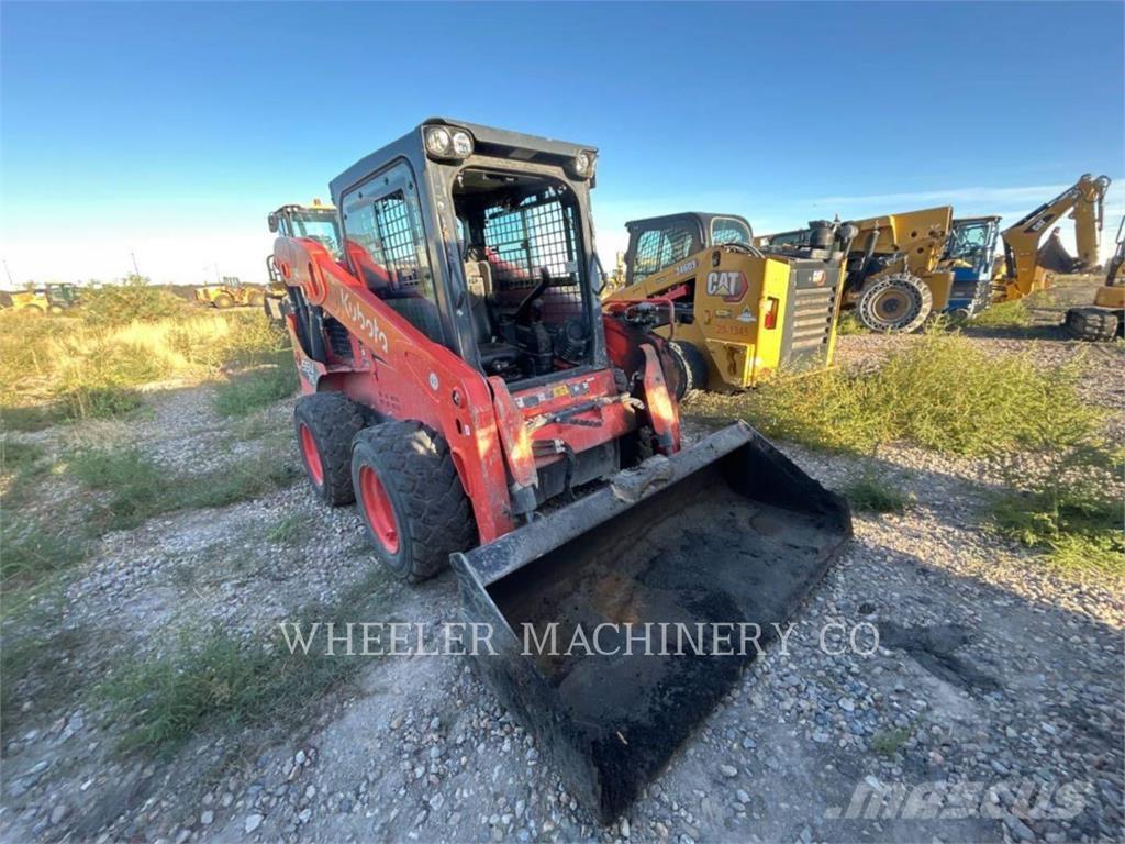 Kubota SSV75 Liukuohjatut kuormaajat