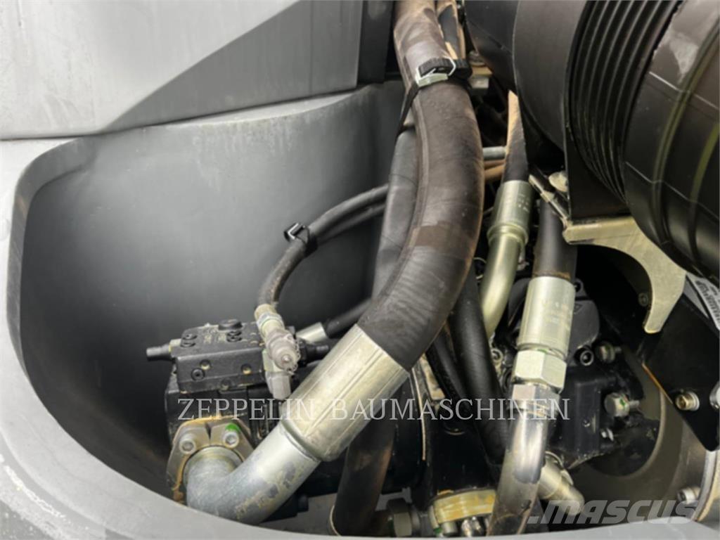 Liebherr L526 Pyöräkuormaajat