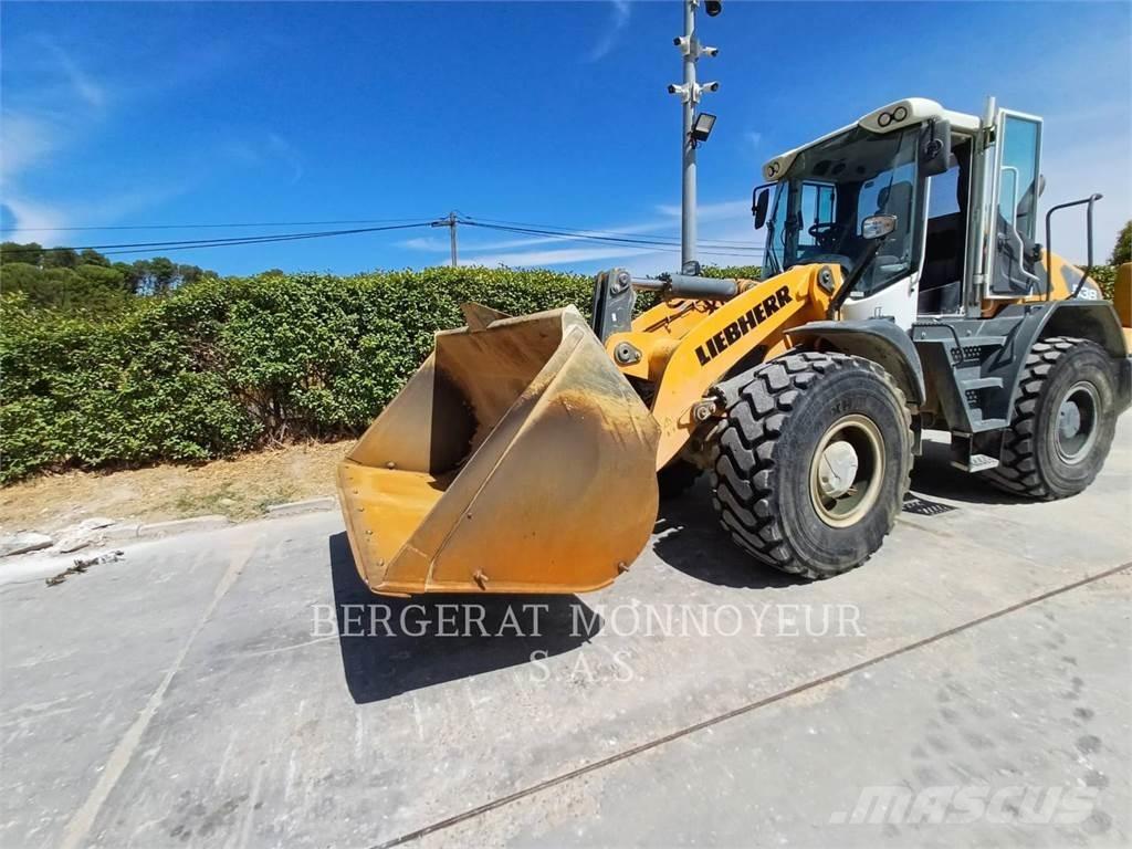 Liebherr L538 Pyöräkuormaajat