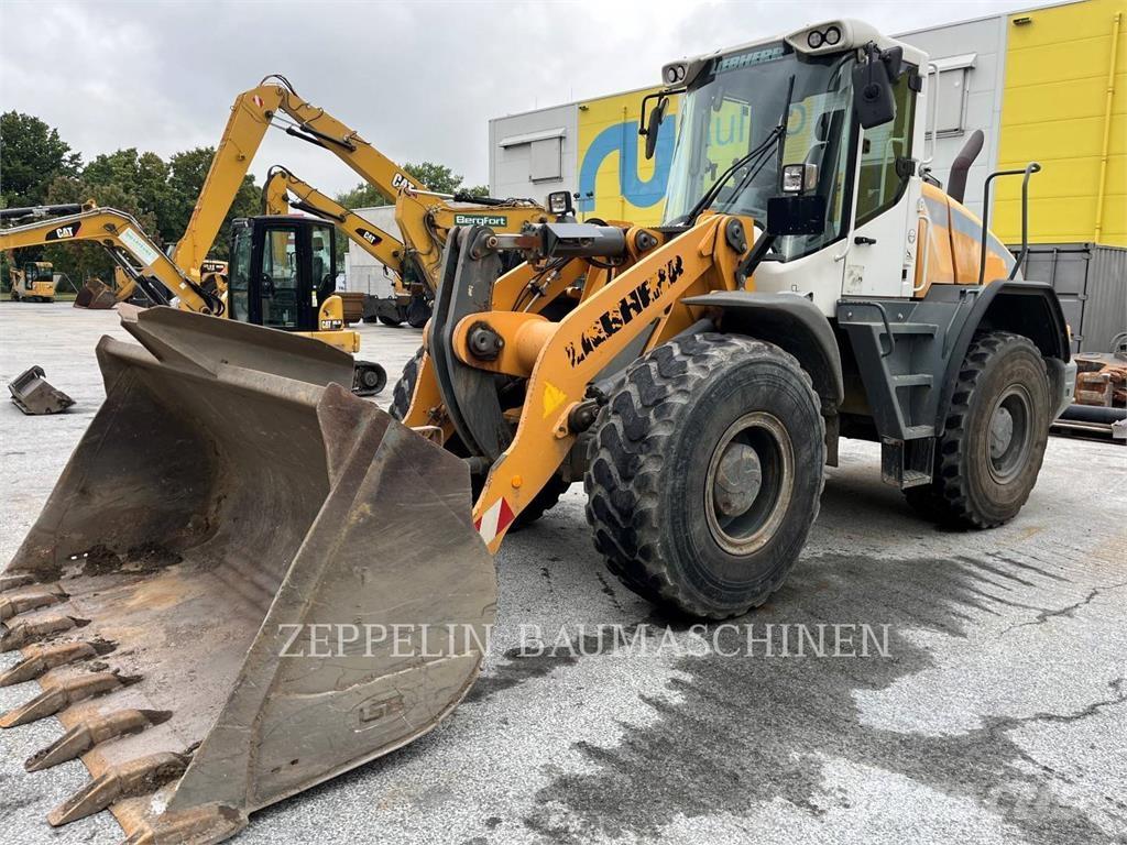 Liebherr L546 Pyöräkuormaajat