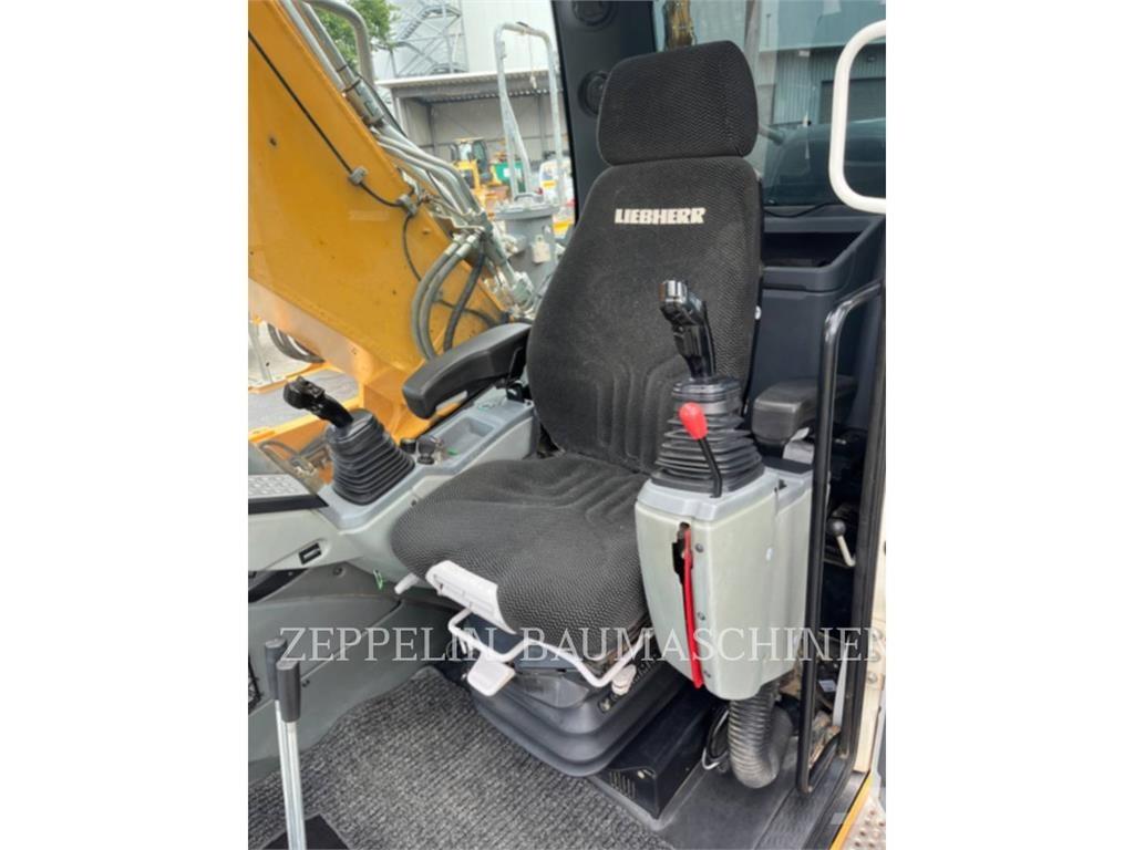 Liebherr R926 Telakaivukoneet