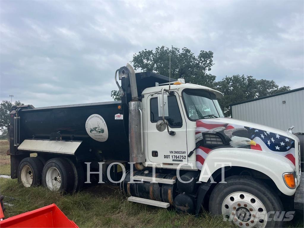 Mack GRANITE CV713 Muut kuorma-autot