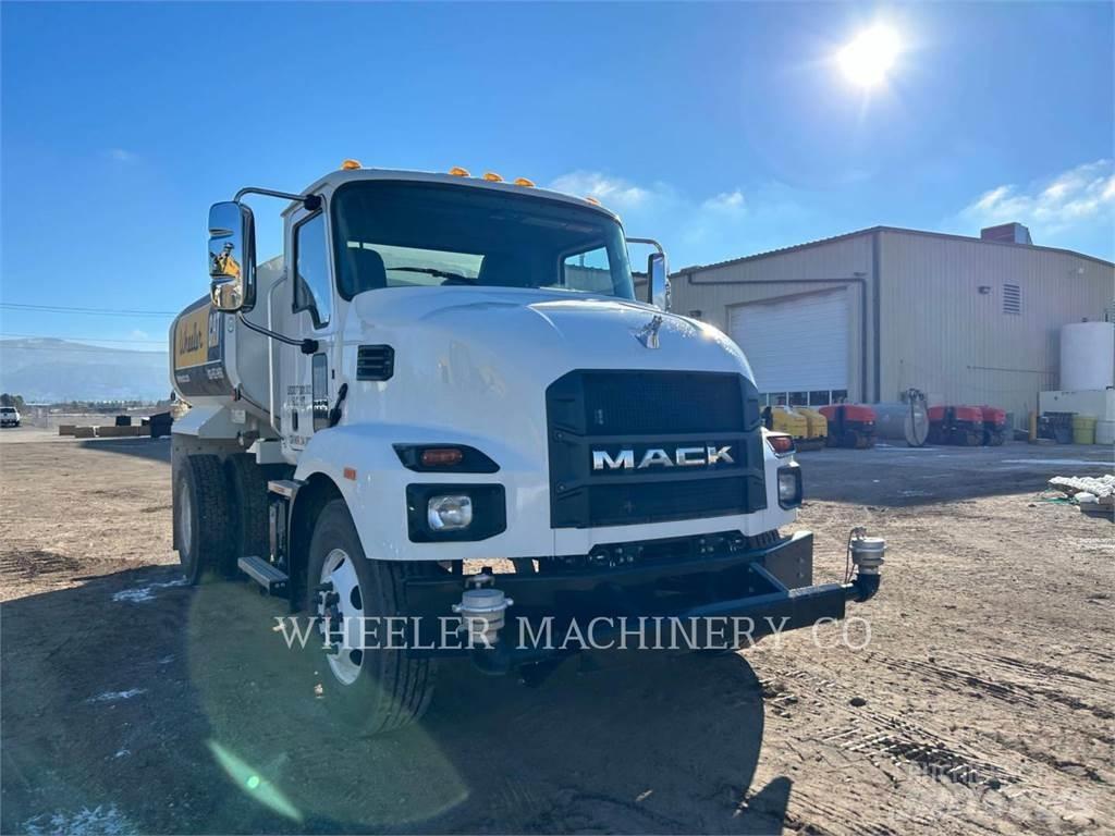 Mack WT2000 A Säiliöautot