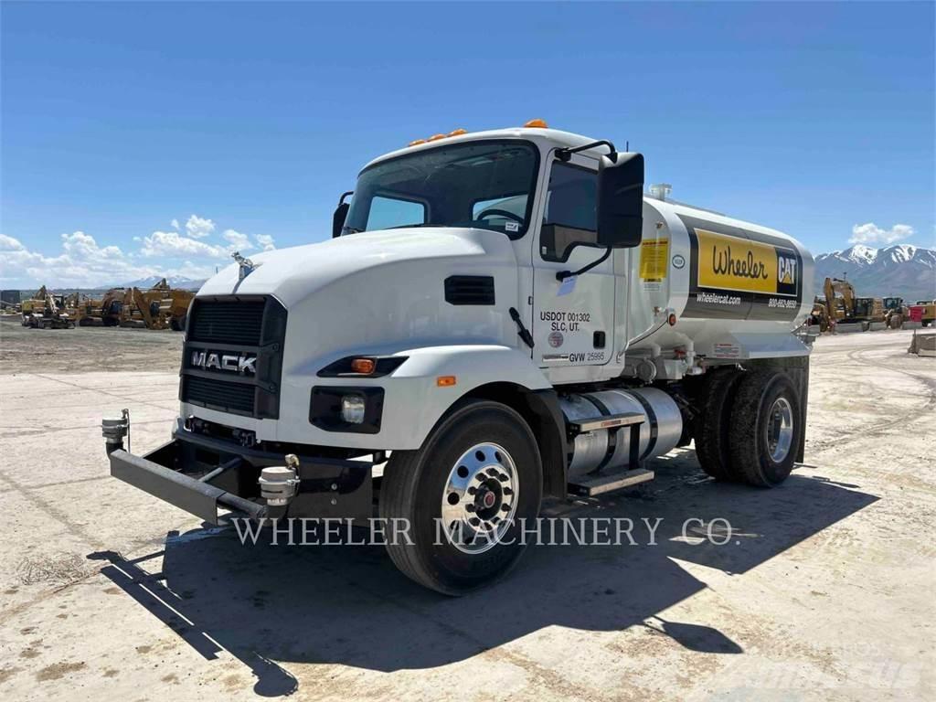 Mack WT2000 A Säiliöautot