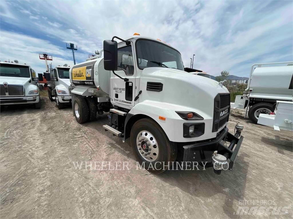 Mack WT2000 A Säiliöautot