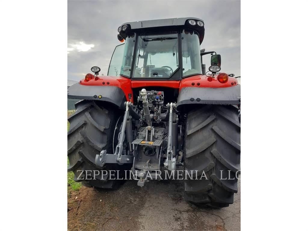Massey Ferguson MF7724S Traktorit