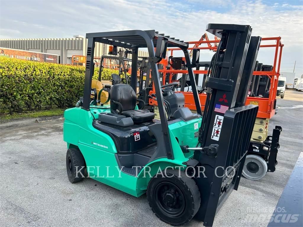Mitsubishi FGC25 Muut haarukkatrukit