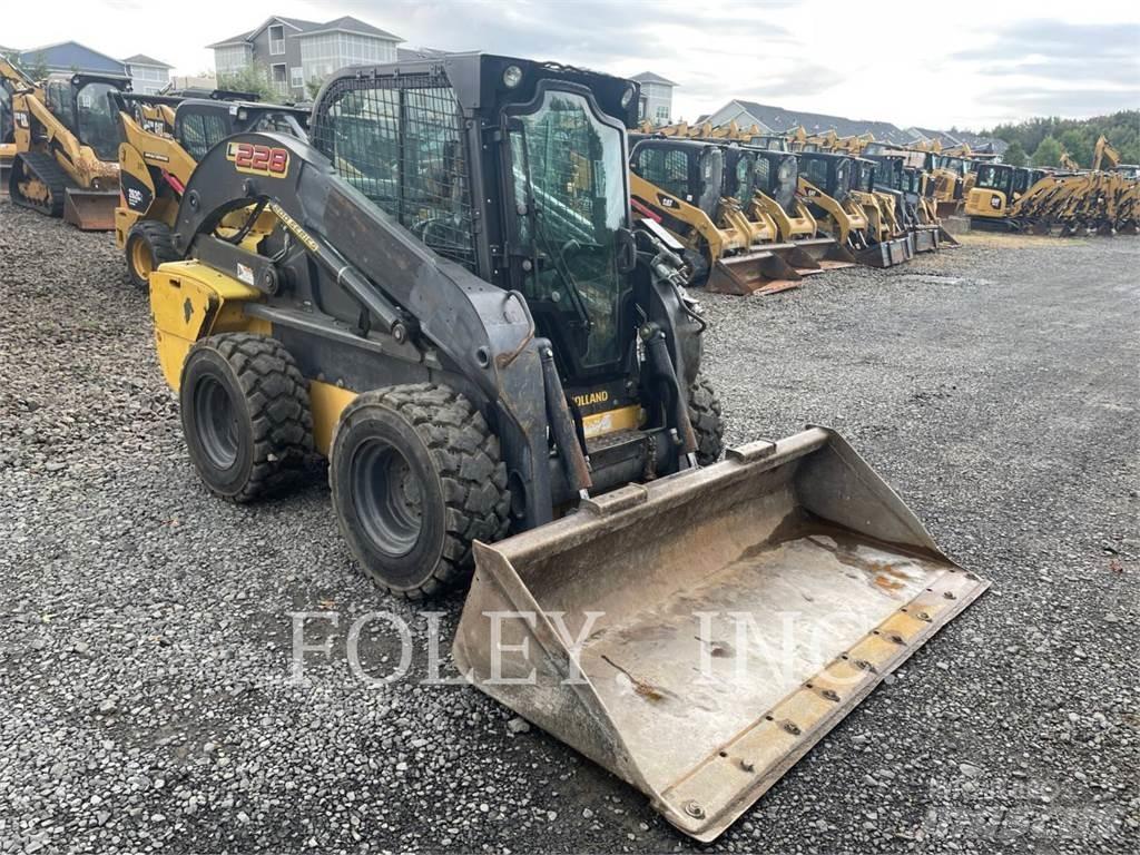 New Holland L228 Liukuohjatut kuormaajat