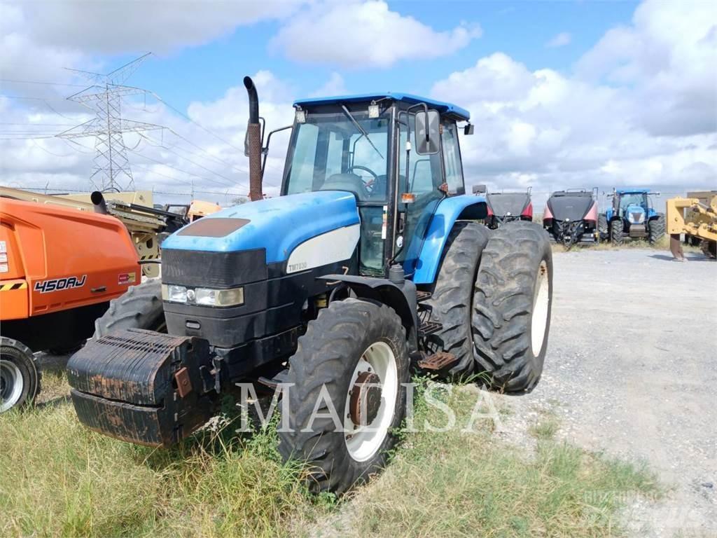 New Holland T7030 Traktorit