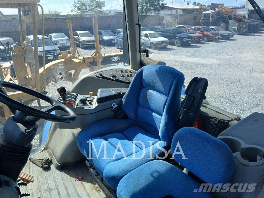 New Holland T8030 Traktorit