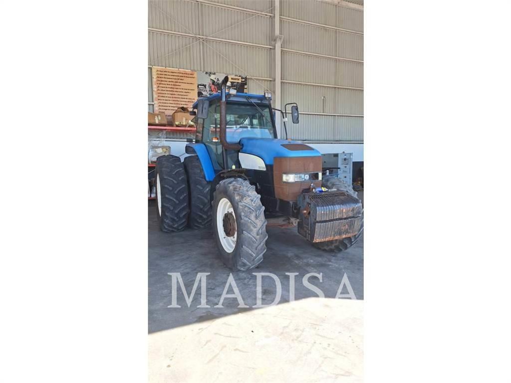 New Holland TM7030 Traktorit