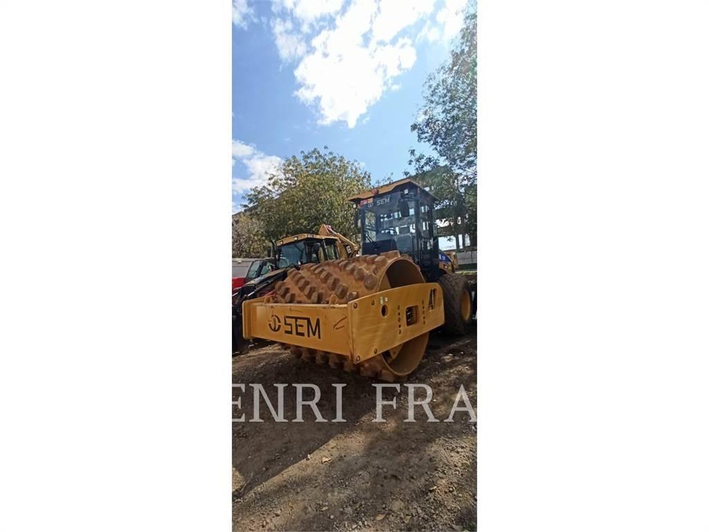 SEM MACHINERY 510 Tiivistyskoneet
