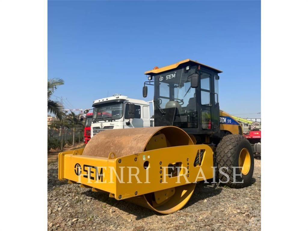 SEM MACHINERY 510 Tiivistyskoneet