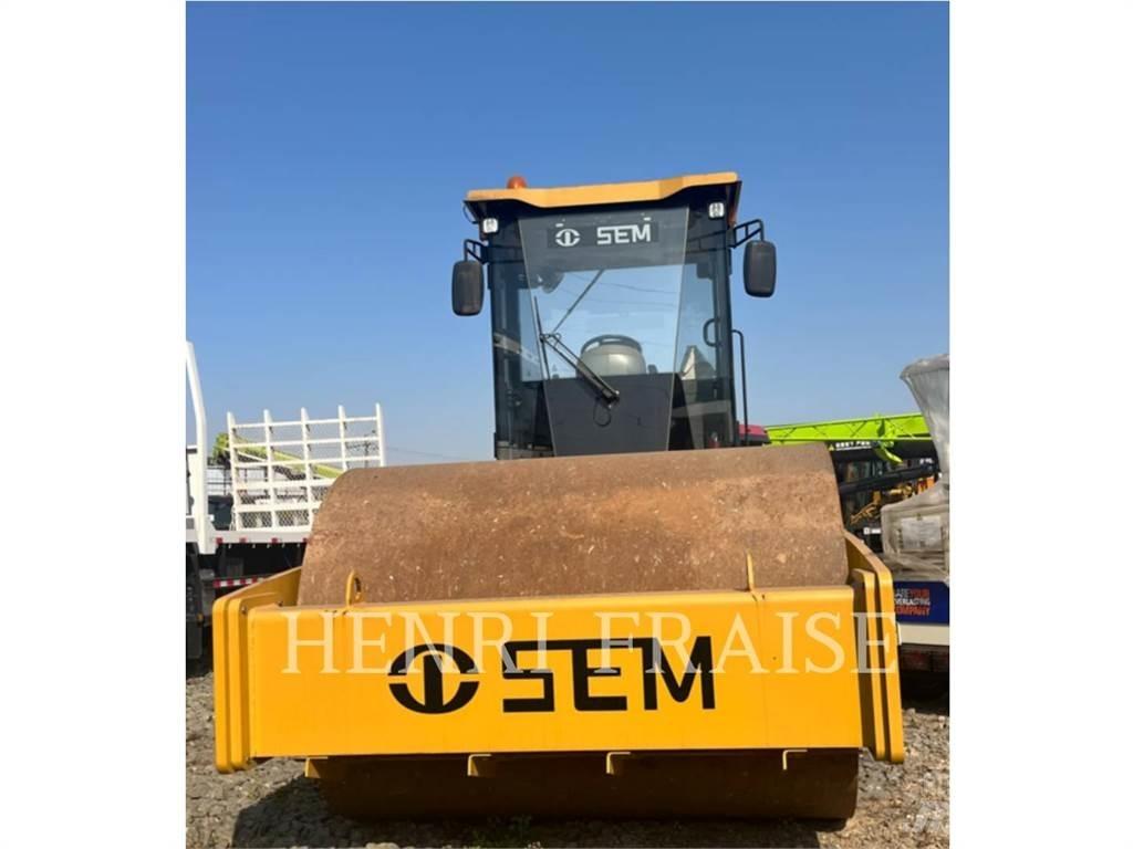 SEM MACHINERY 510 Tiivistyskoneet