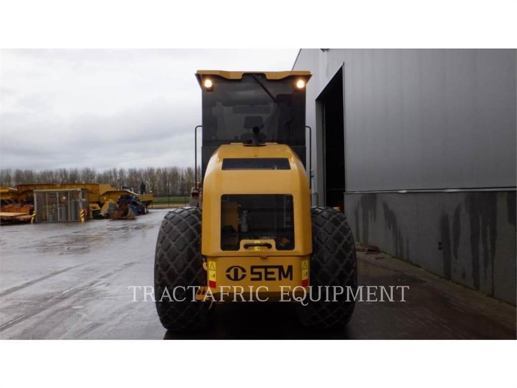 SEM MACHINERY SEM512 Tiivistyskoneet