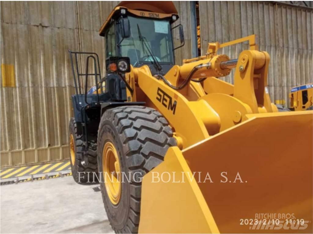 SEM MACHINERY SEM668D Pyöräkuormaajat