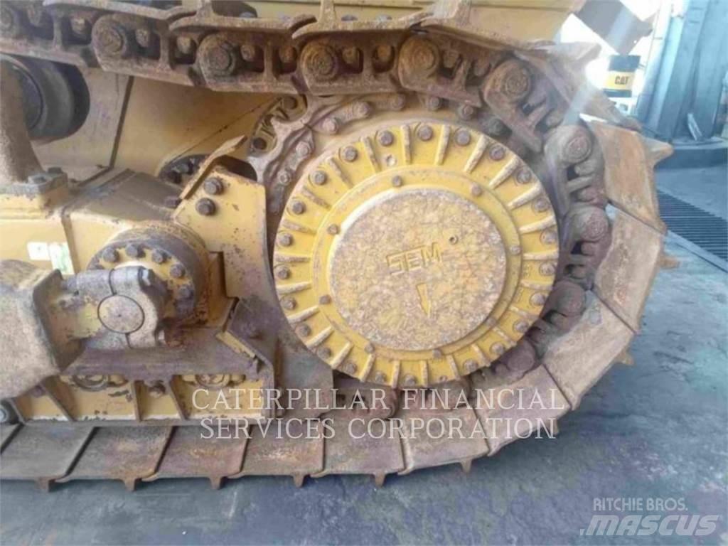 SEM MACHINERY SEM816D Telaketjupuskutraktorit