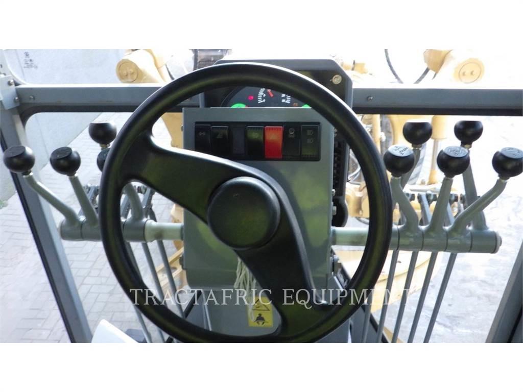 SEM MACHINERY SEM919 Tiehöylät