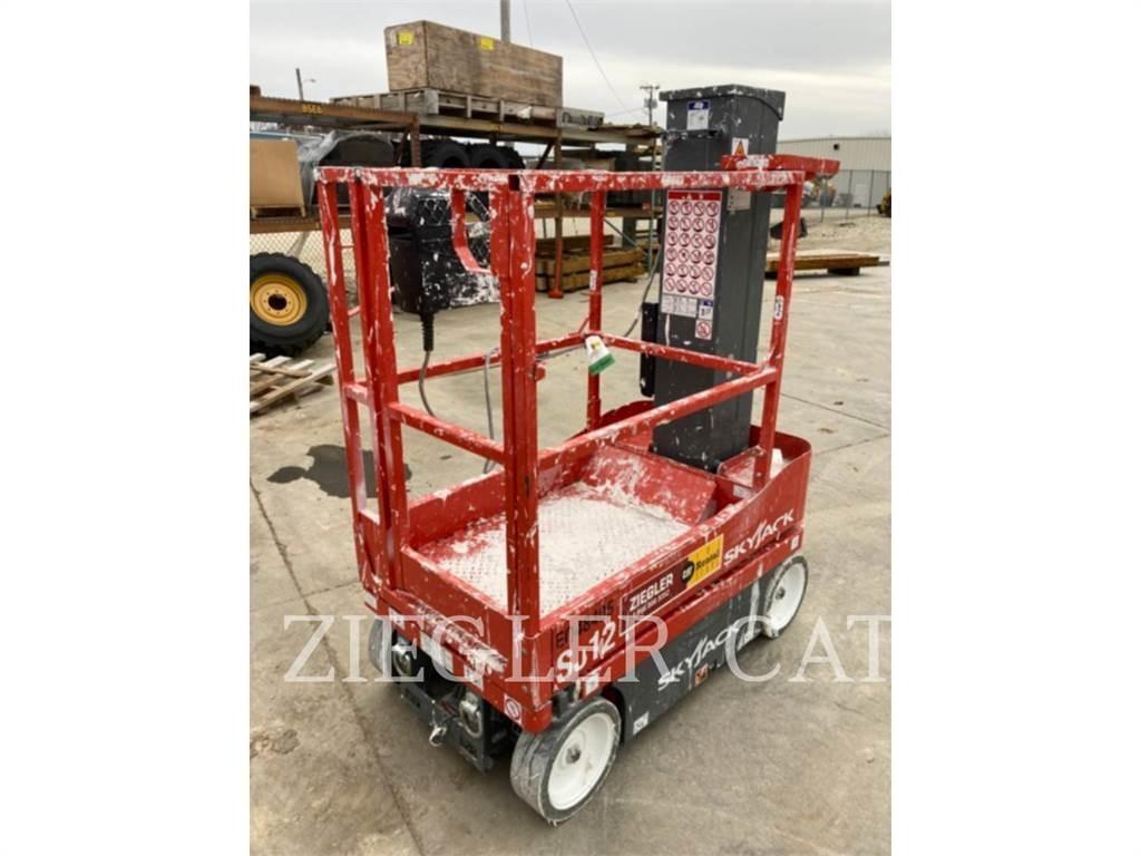 Skyjack SJ12 Saksilavat