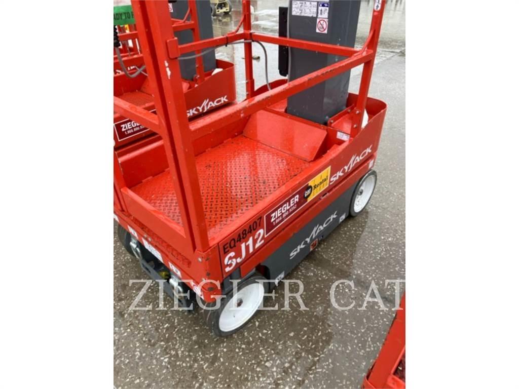 Skyjack SJ12 Saksilavat