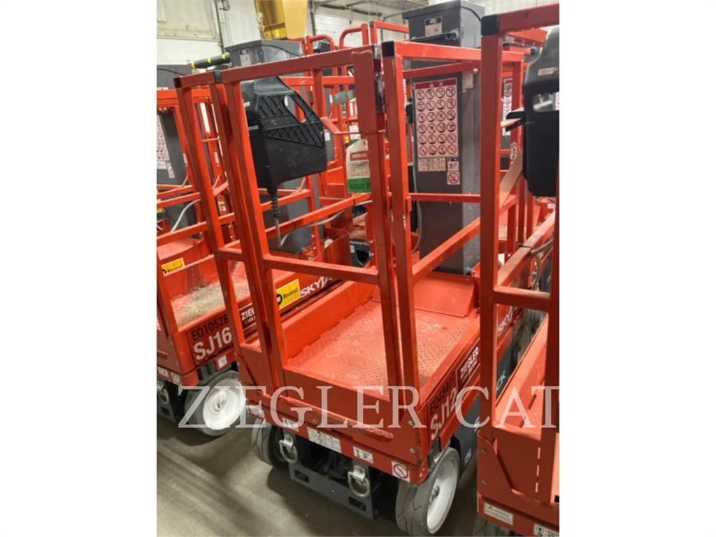 Skyjack SJ12 Saksilavat