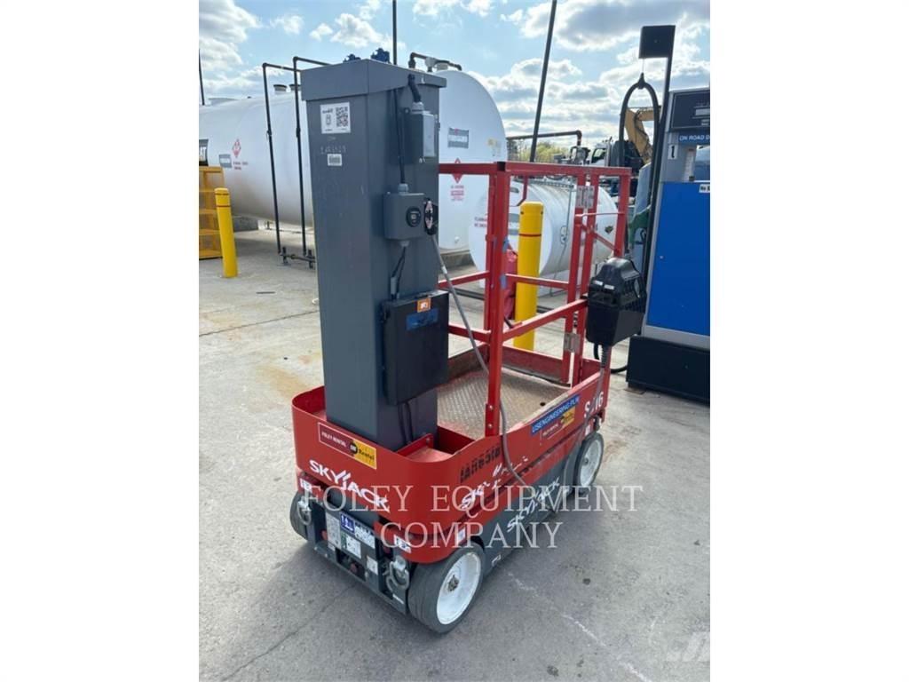 Skyjack SJ16 Saksilavat