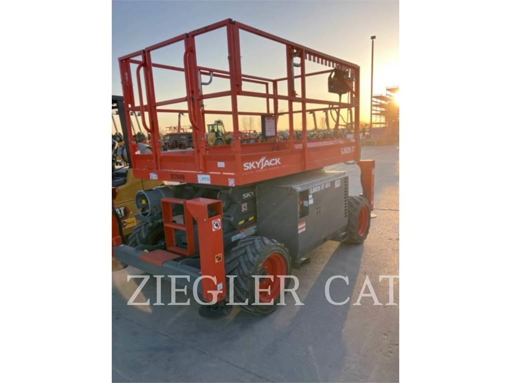 Skyjack SJ6826RT Saksilavat