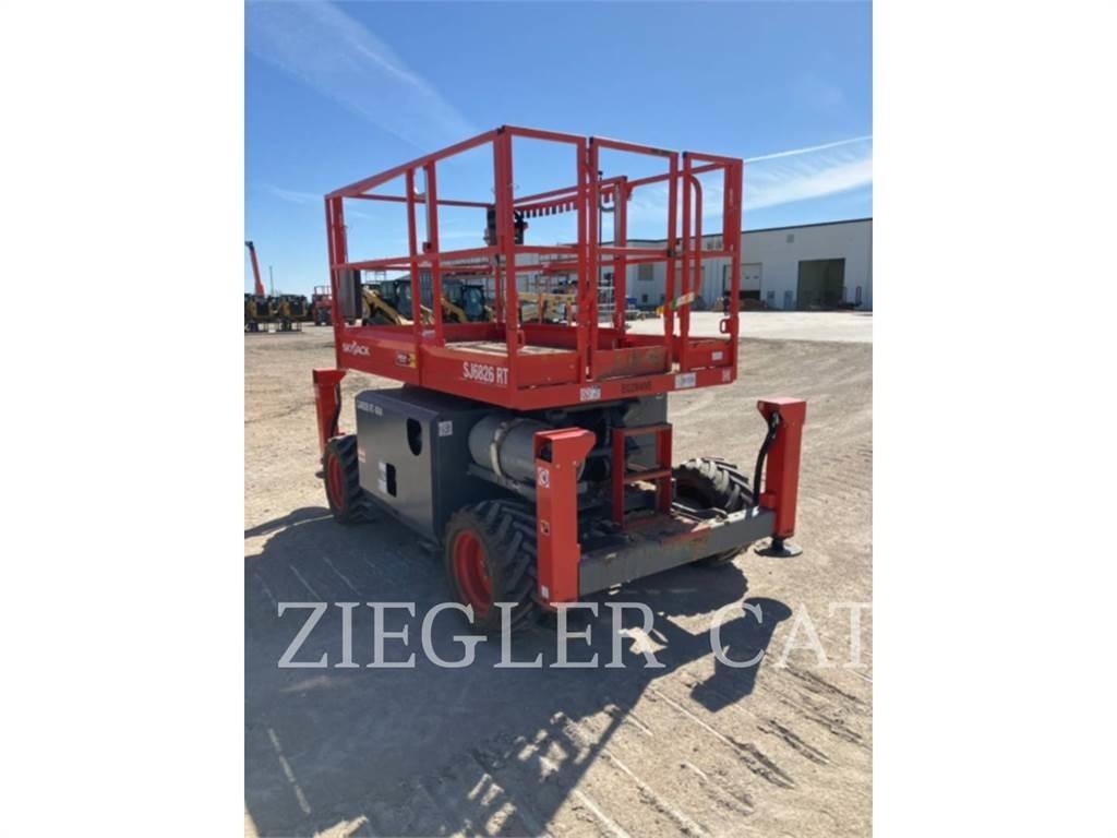 Skyjack SJ6826RT Saksilavat