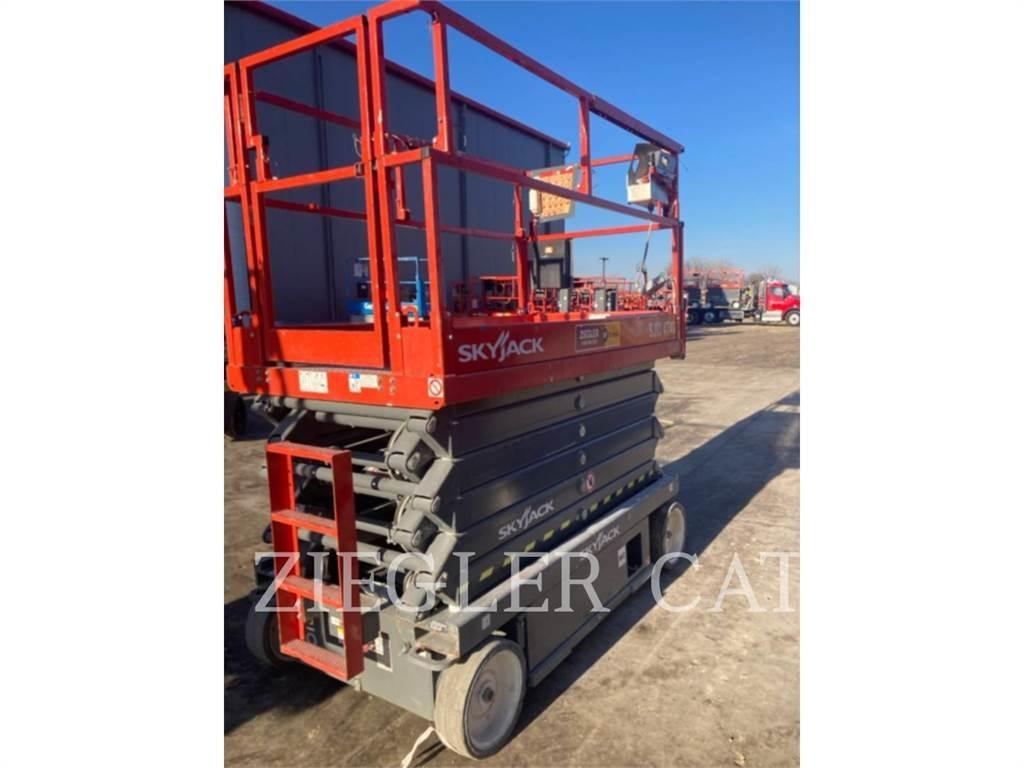Skyjack SJIII4740 Saksilavat