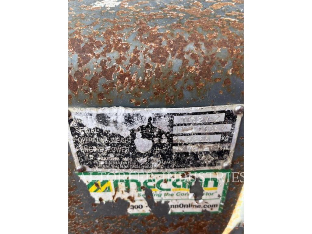 Takeuchi TL-12 Liukuohjatut kuormaajat