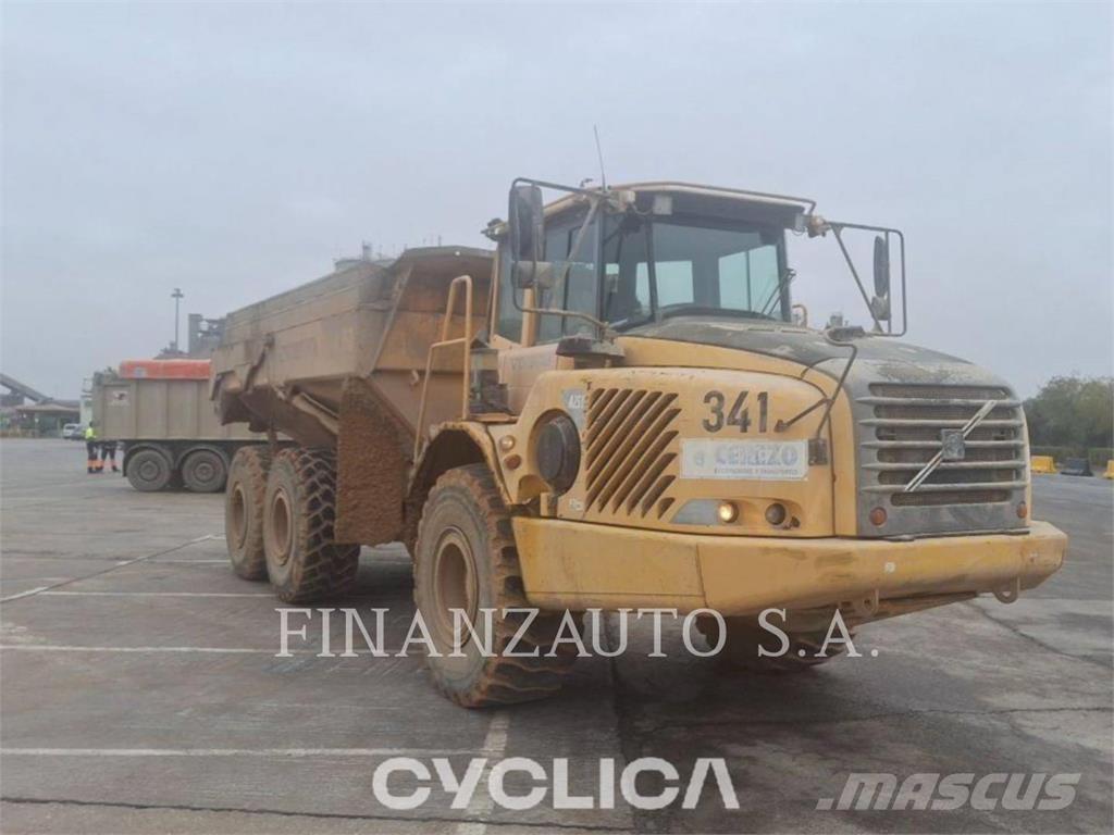 Volvo A25D Dumpperit