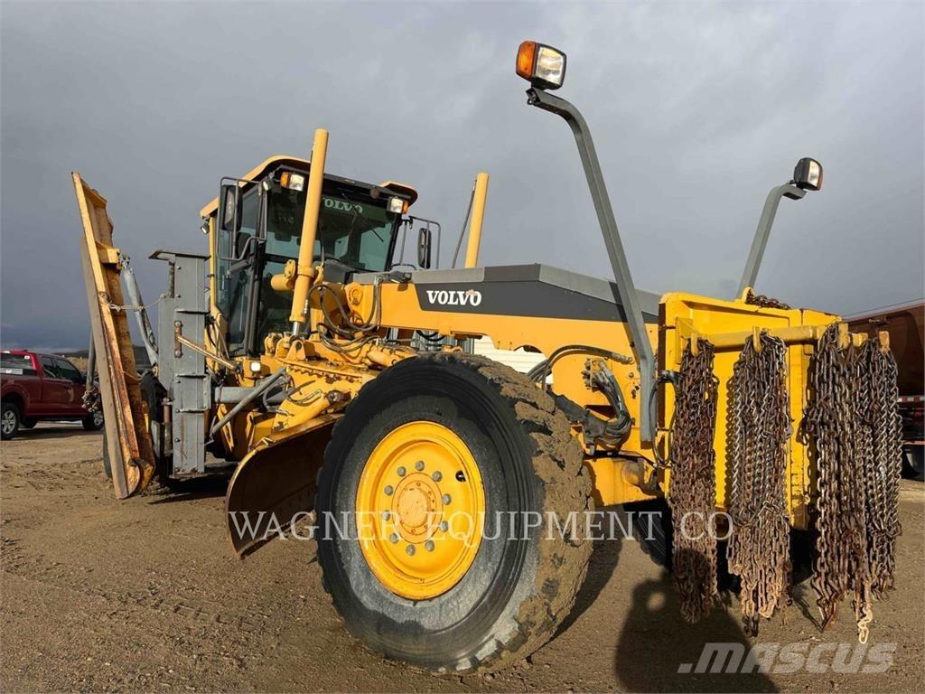 Volvo G946B Tiehöylät