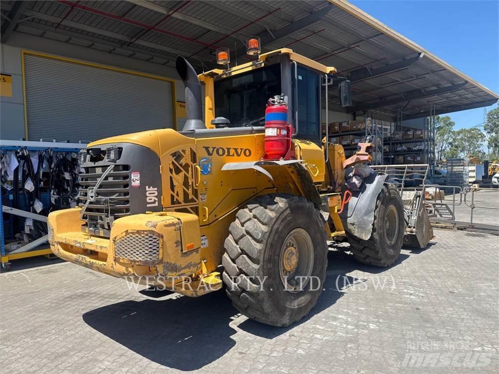 Volvo L90F Pyöräkuormaajat