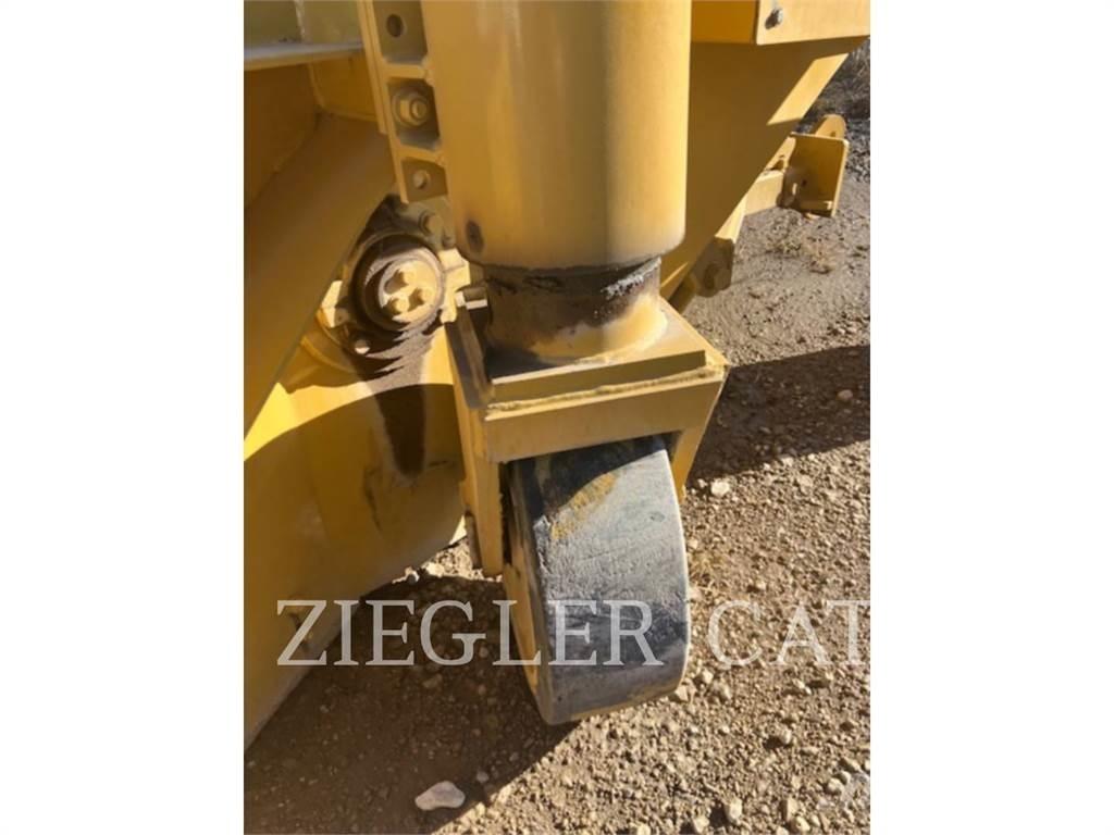 Weiler E550A MTV (Material transport vehicle)