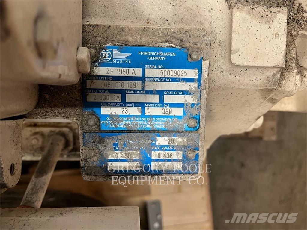 ZF TRANSMISSION 1950A Laivojen apumoottorit