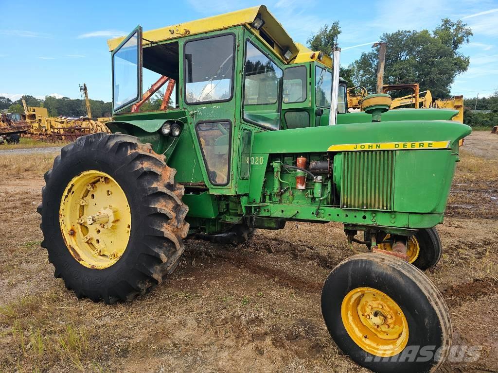 John Deere 4020 D Traktorit