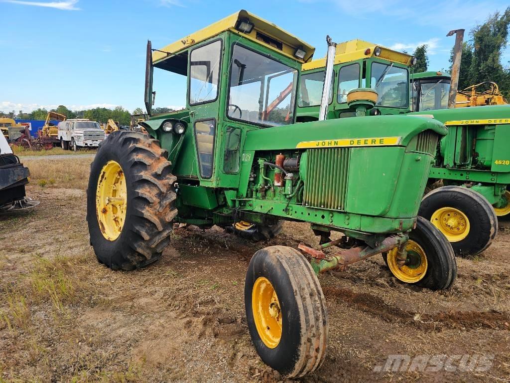 John Deere 4020 D Traktorit