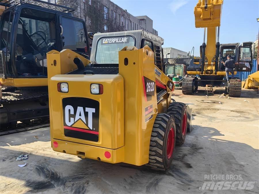 CAT cat262 Liukuohjatut kuormaajat