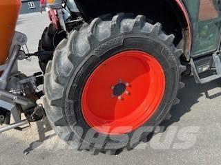 Kubota L2-452 Taajamatraktorit